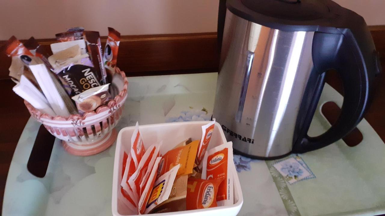 Li Muntigeddi Hotel San Teodoro  Luaran gambar